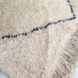 Moroccan Berber carpet Beni Ouarain with black diamonds 285x82cm