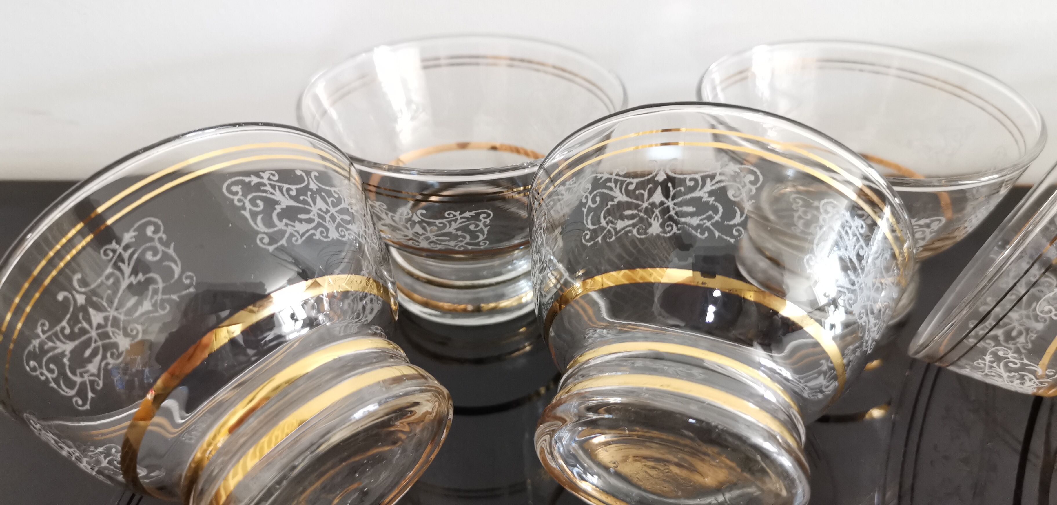 9 champagne glass cups 50s/60s