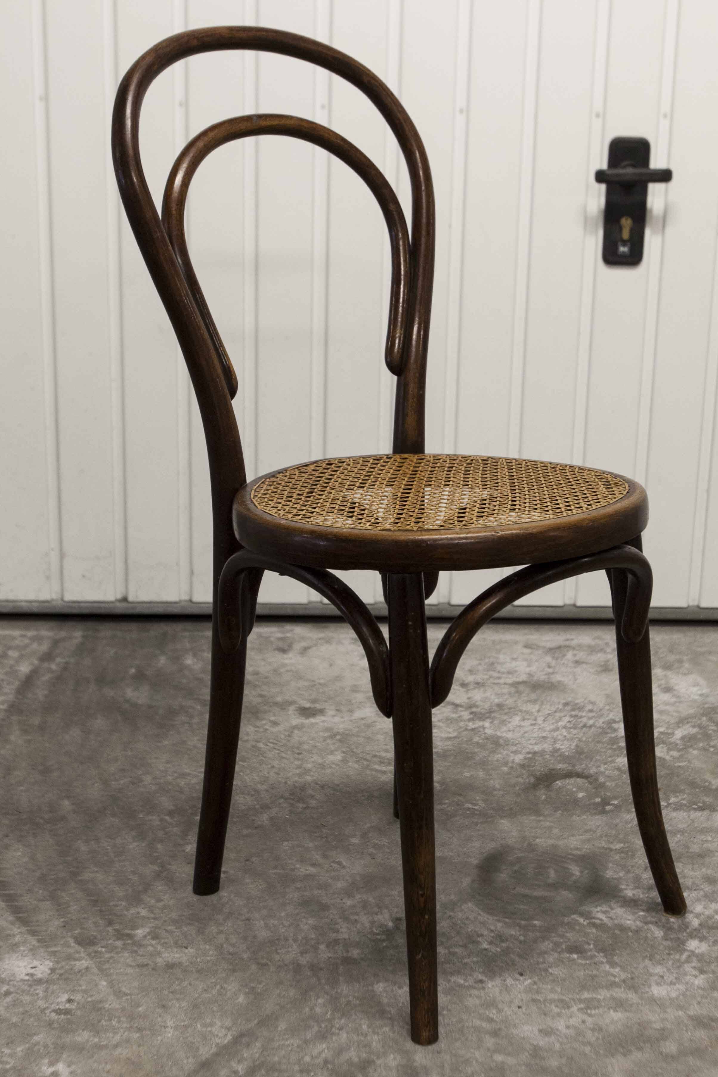 Ungvar Ungarn 1900 dark brown cane bistro chair