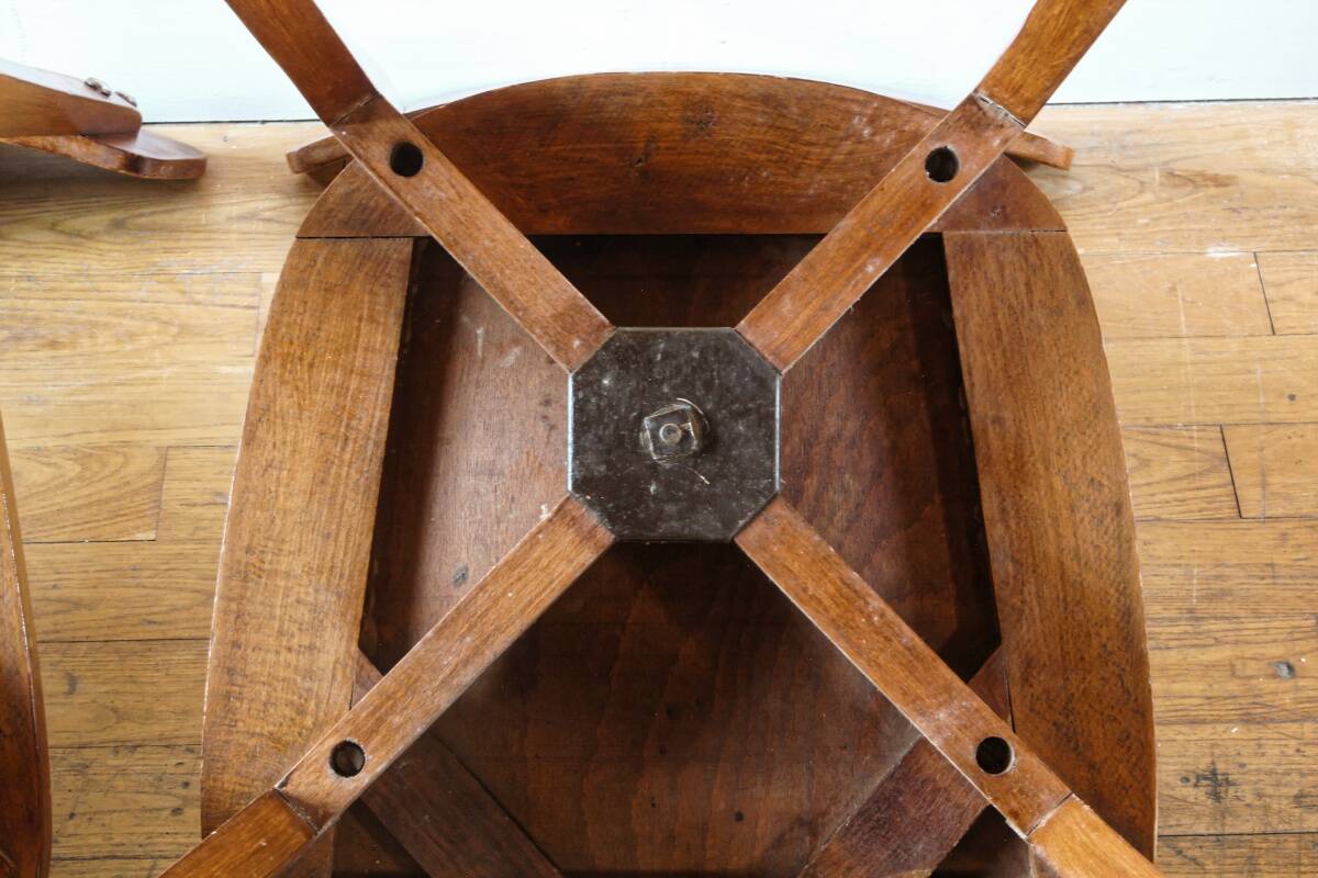 Set of 3 Luterma chairs from the 1950s, monobloc base.
