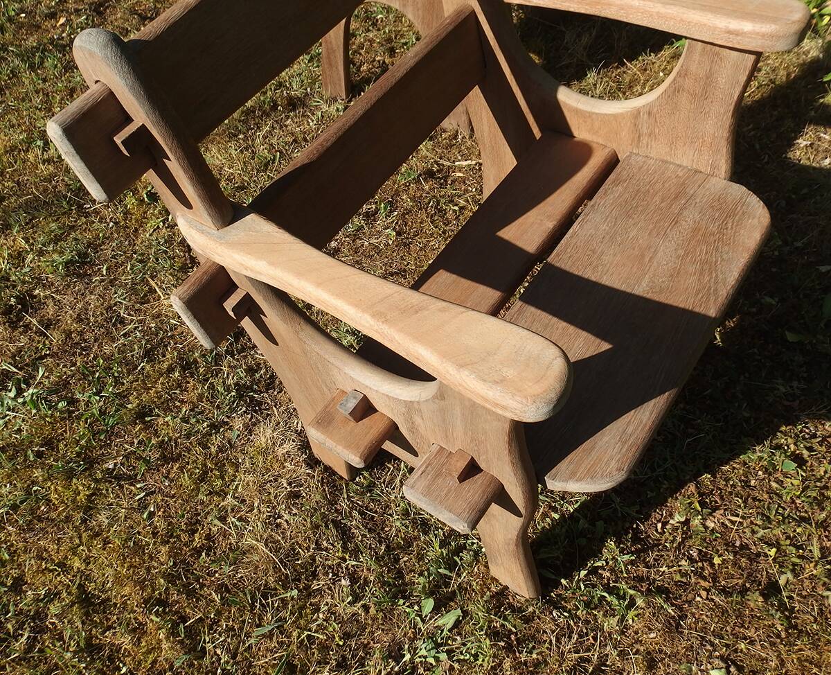 Pair of removable garden armchairs