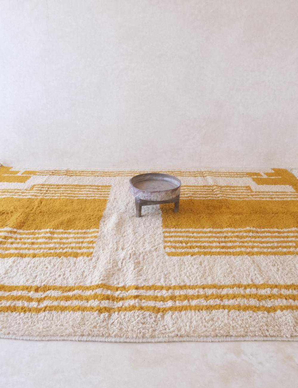 Contemporary Yellow Rug - 346 x 245 cm