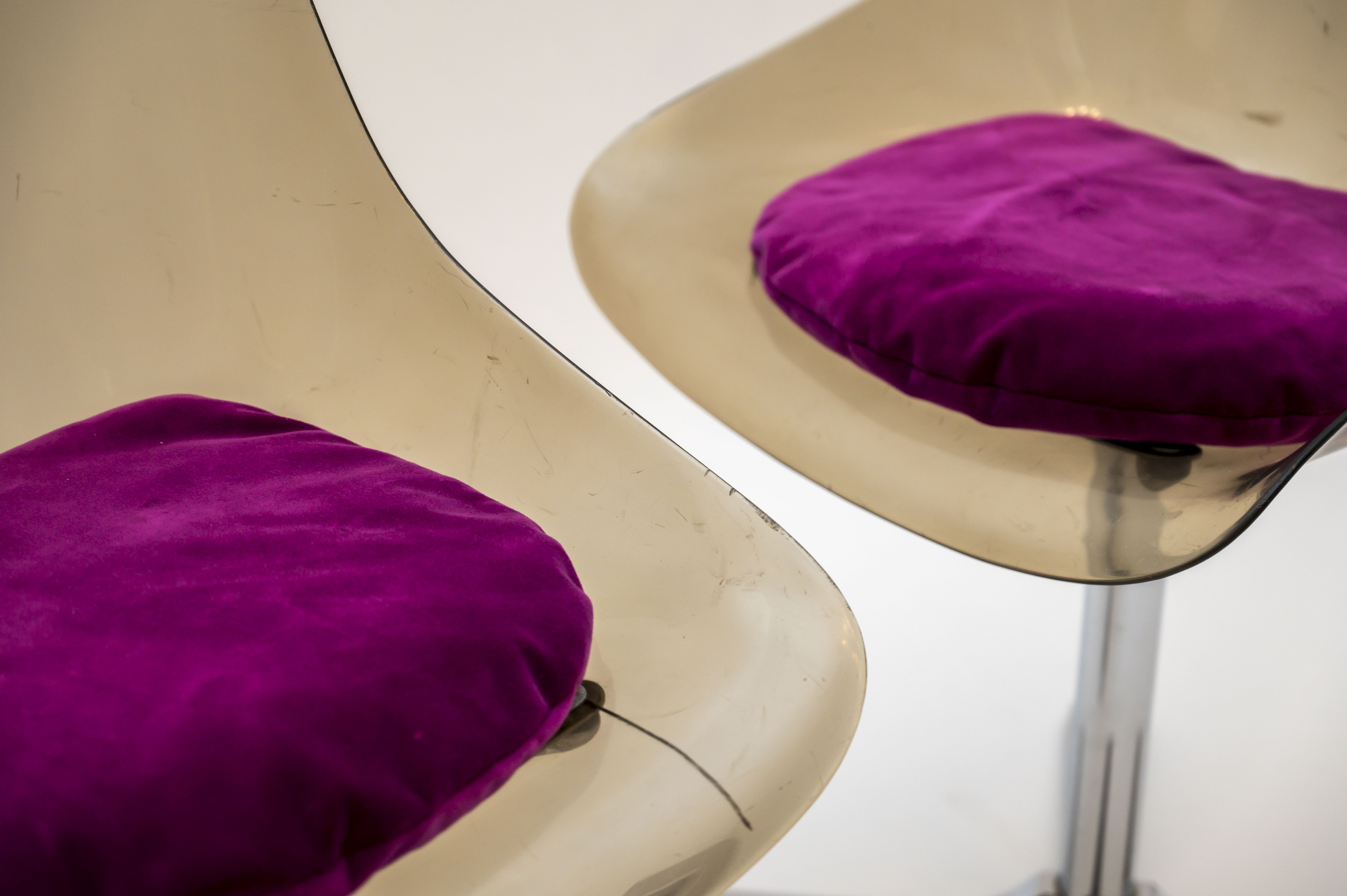 Couple of tulip chairs in plexiglas