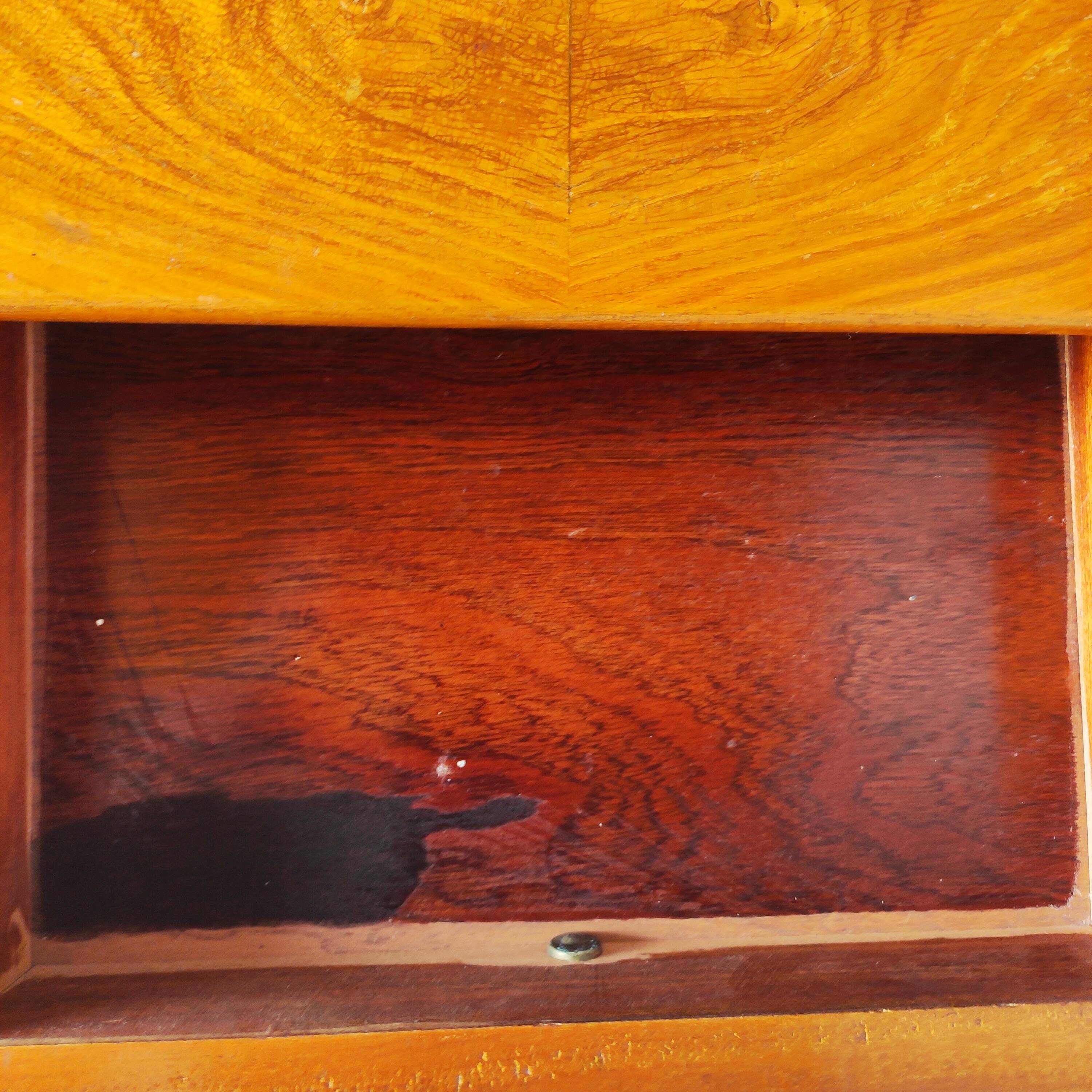 Paire de tables de chevets vintage 1950