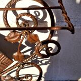 Vestiaire mural Art déco en fer forgé