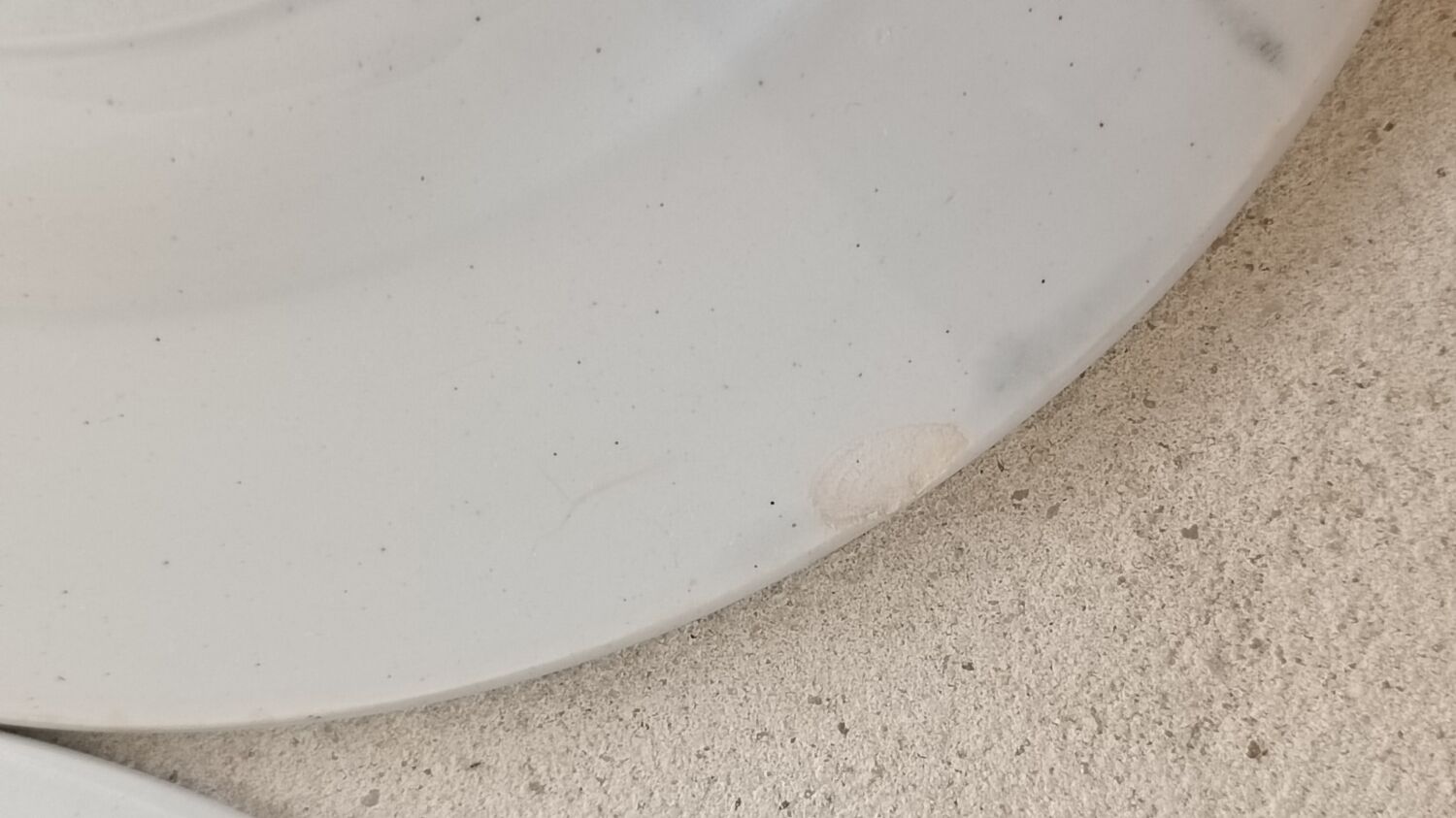 5 Saint Amand Cartels plates