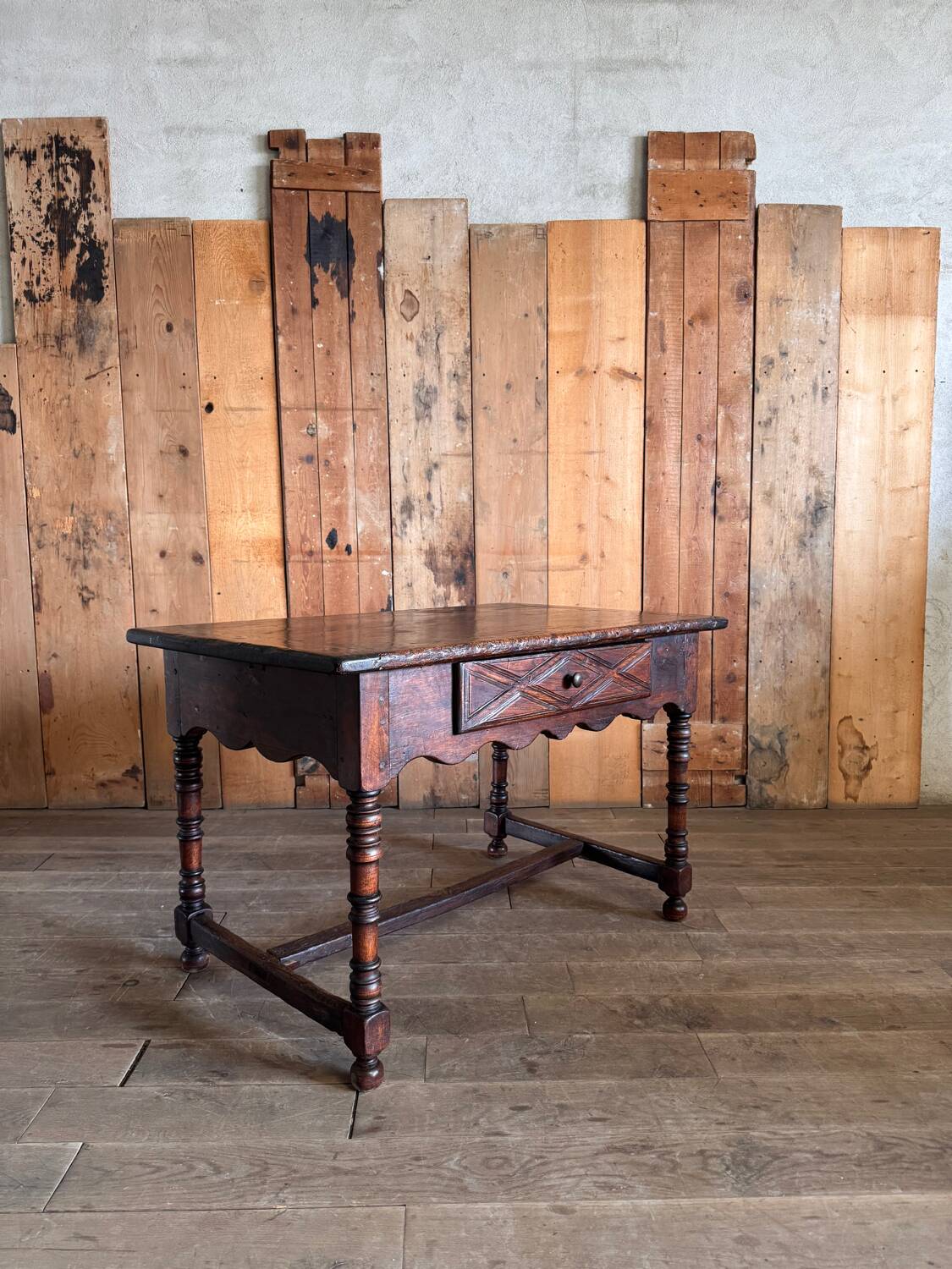 Cévenole table in chestnut wood, 19th-century folk art.