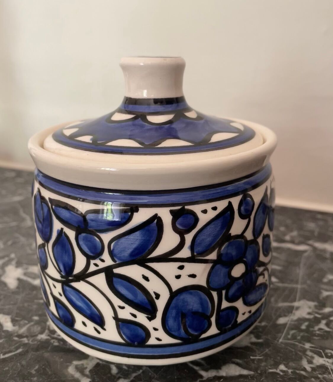 Jar with lid