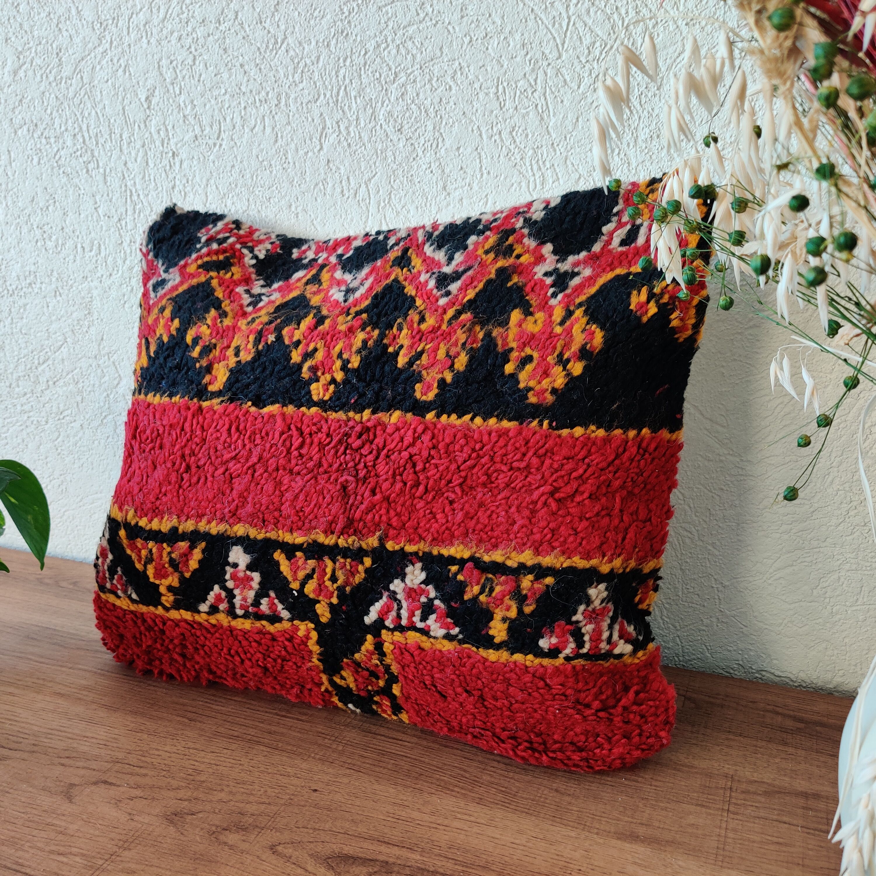 Moroccan Berber Cushion Boujad 40x50 cm