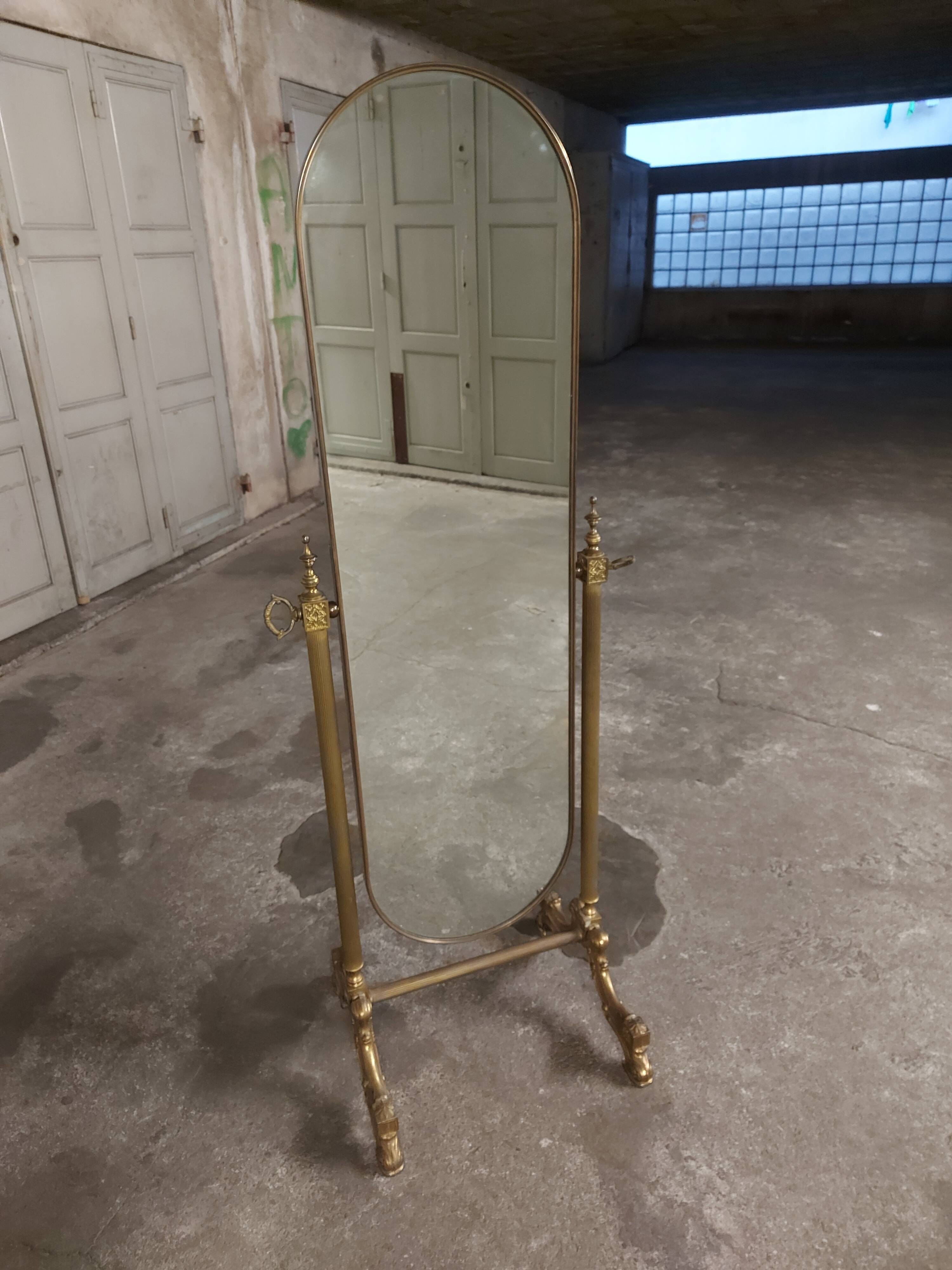 Psyche mirror in vintage gilded bronze