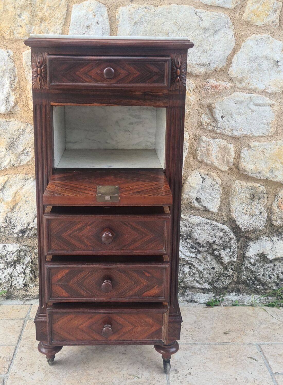 Commode chiffoniere estampillée par Joseph Roll époque Napoléon III