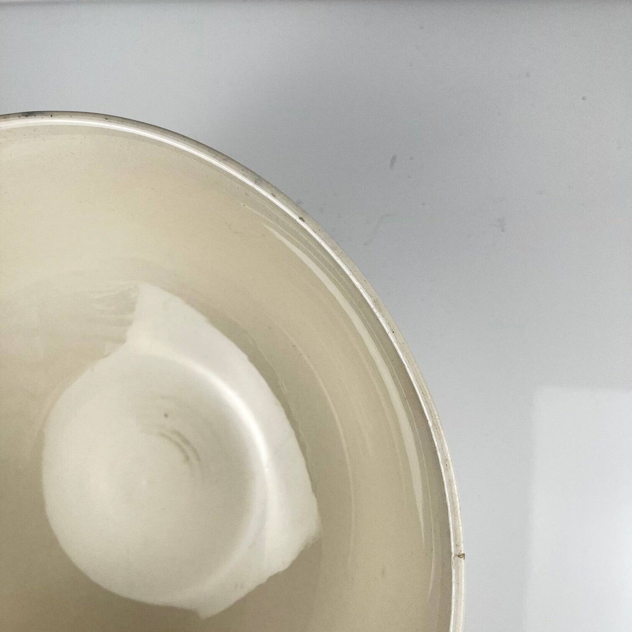 Half-porcelain salad bowl Badonviller, blue flower pattern, early 20th century.