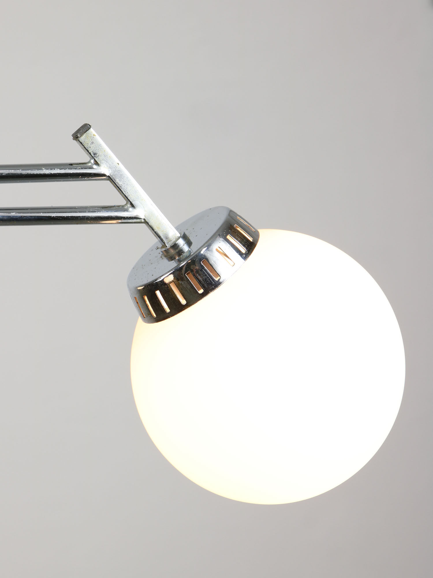 Lustre italien à 3 bras chromé et opaline
