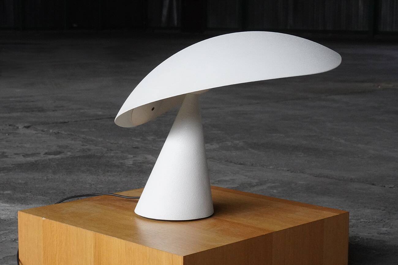 'Lavinia' table lamp by Masayuki Kurokawa for Artemide, Italy 1980s