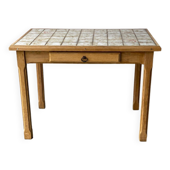 Vintage farmhouse dining table solid wood ceramic tiles 105cm renovated