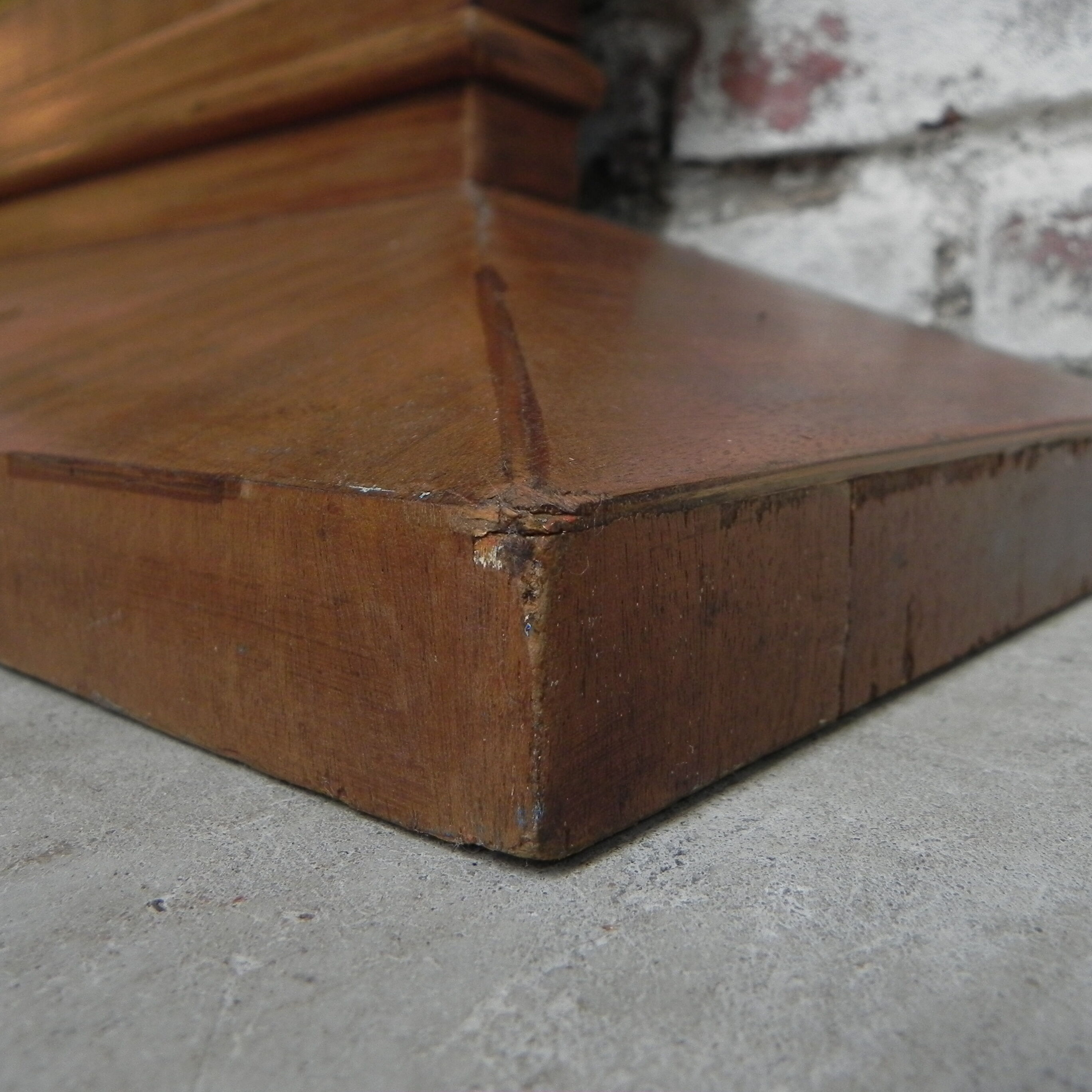 Standing art deco mirror in mahogany frame