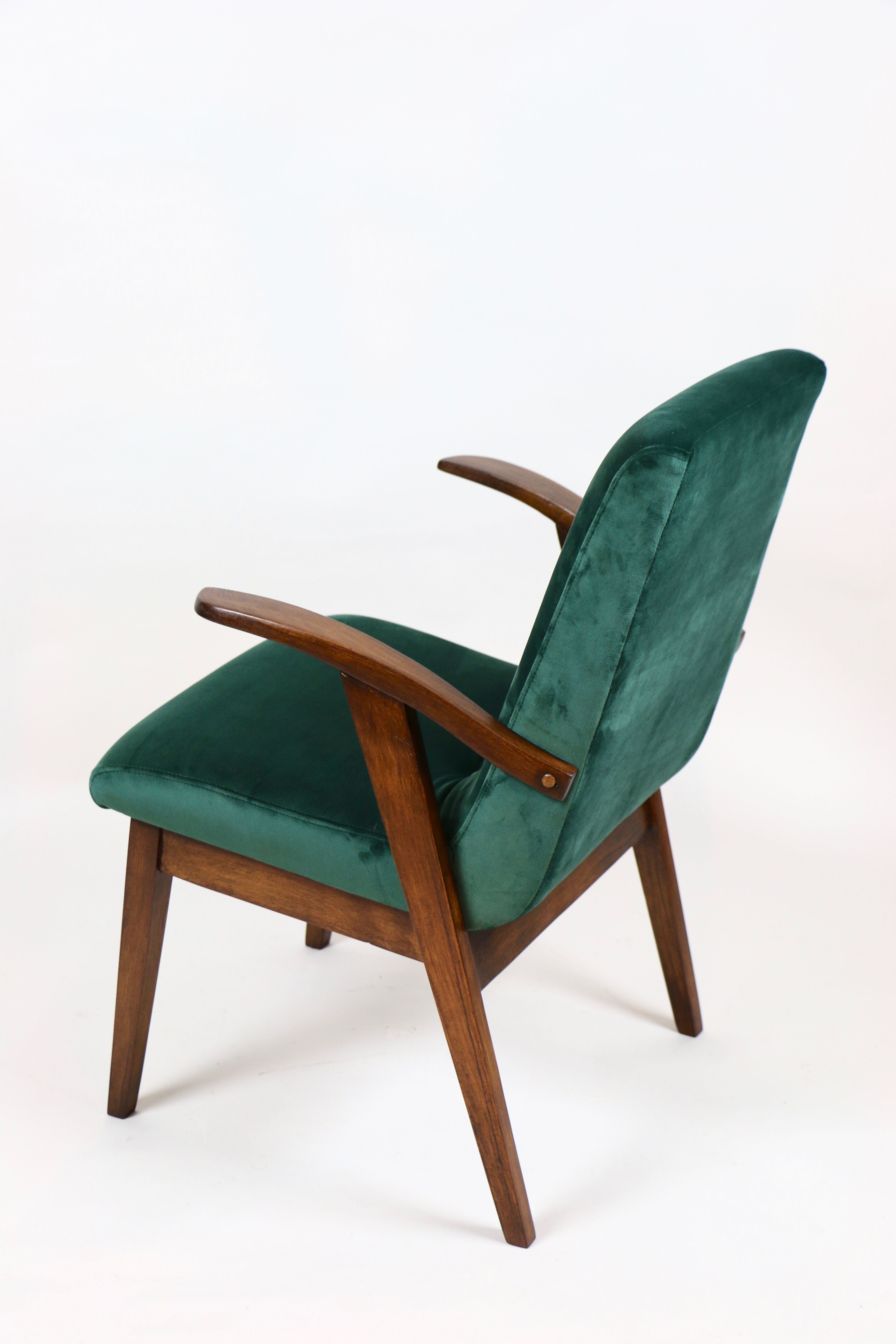 Fauteuil en velours vert d’années 1970