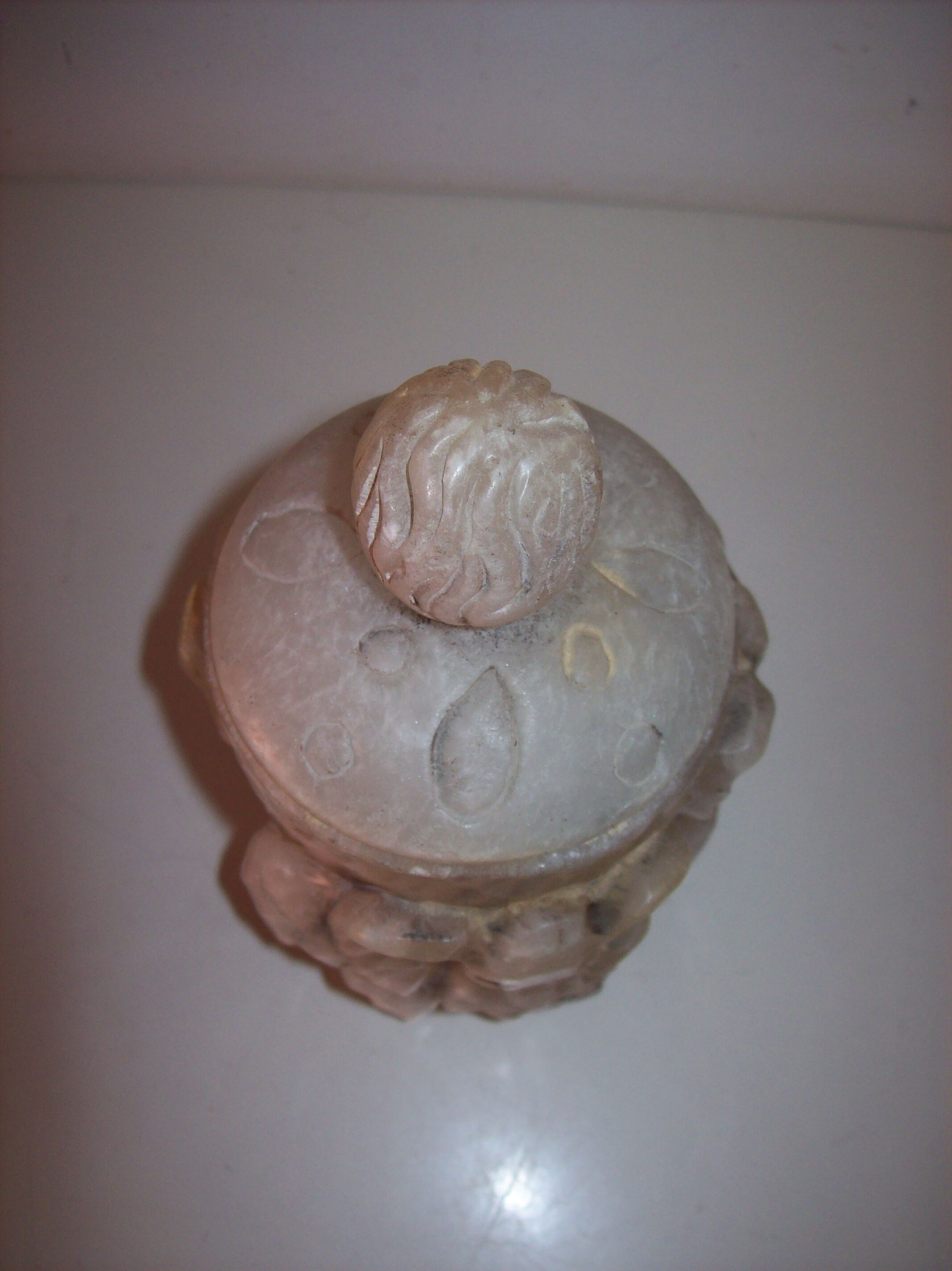 Alabaster pot