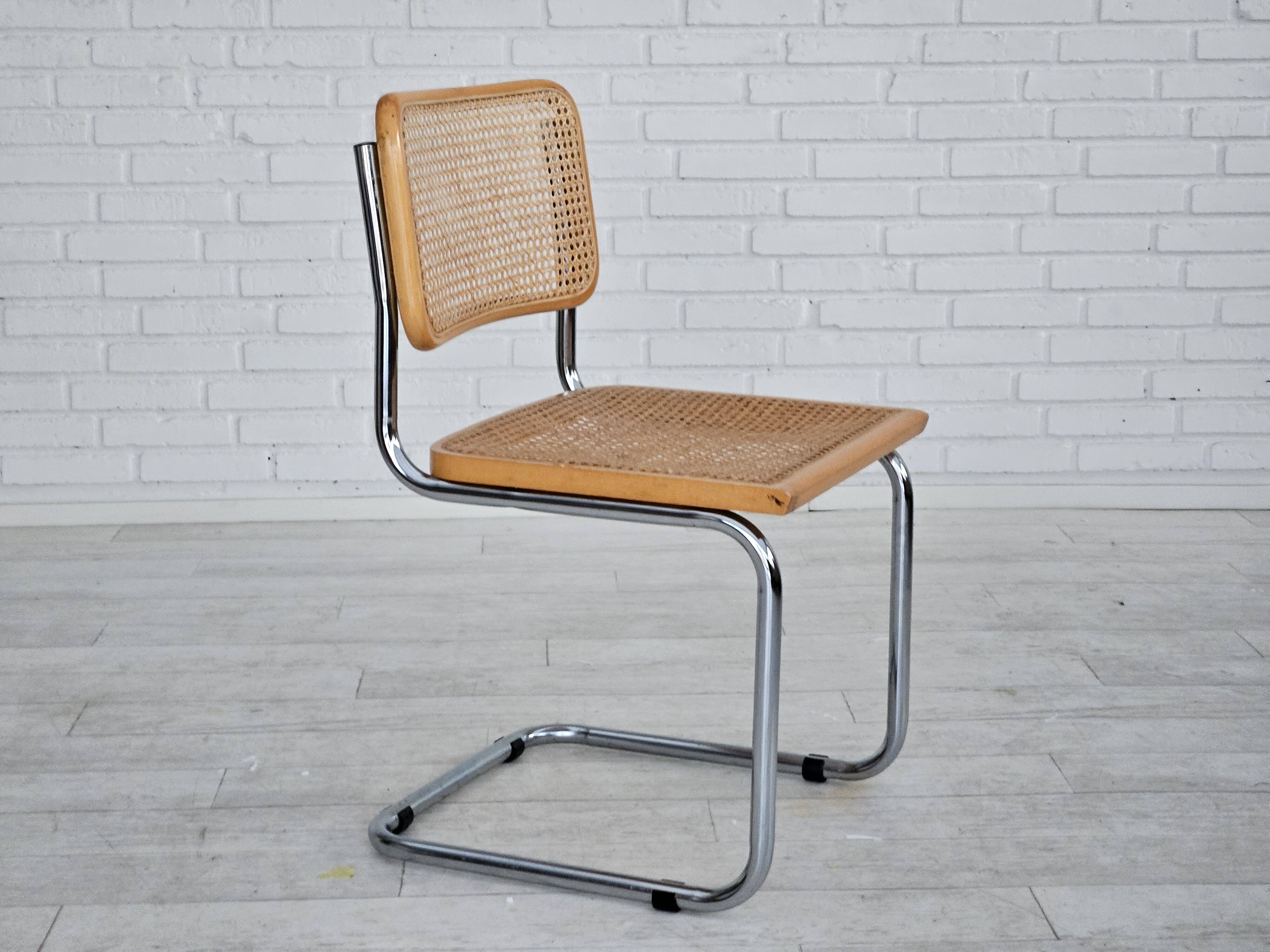 1980s, Italian design, set of 8 chairs, original good condition.