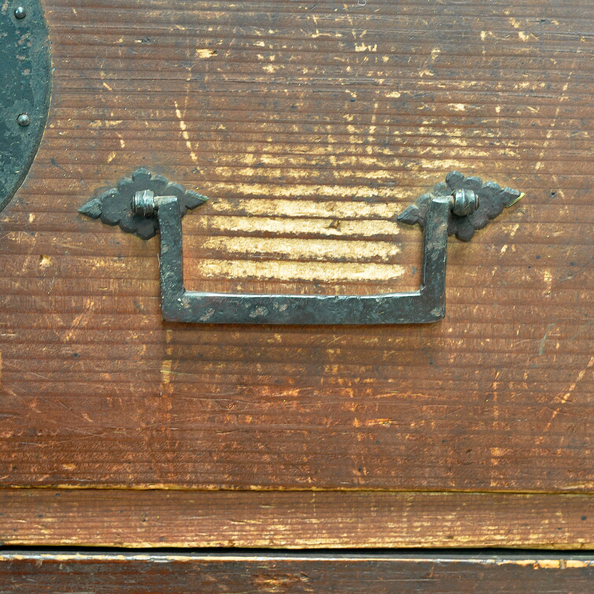 Small Japanese chest of drawers, circa 1900