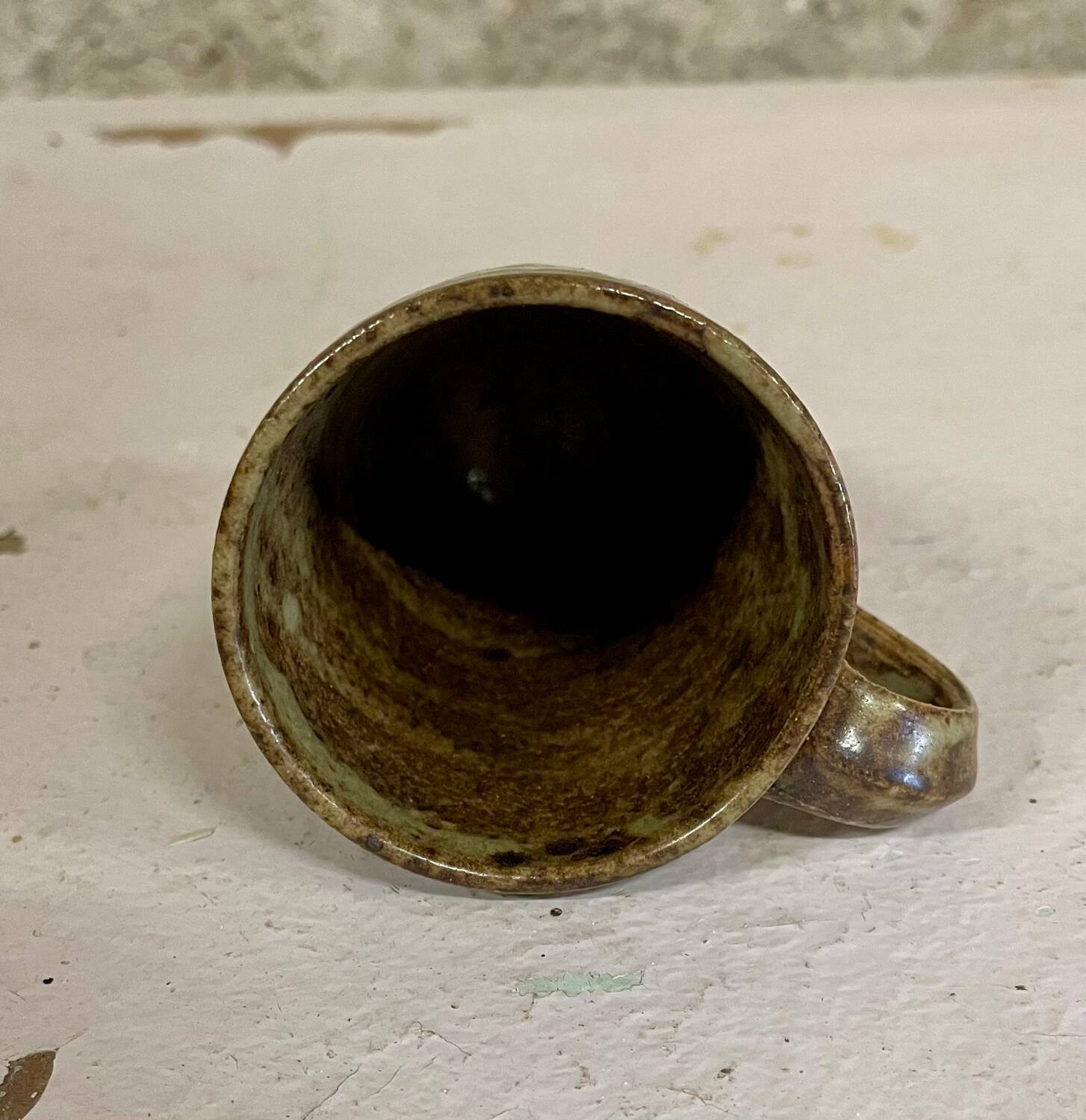 Set of 6 handcrafted stoneware cups – brown glaze
