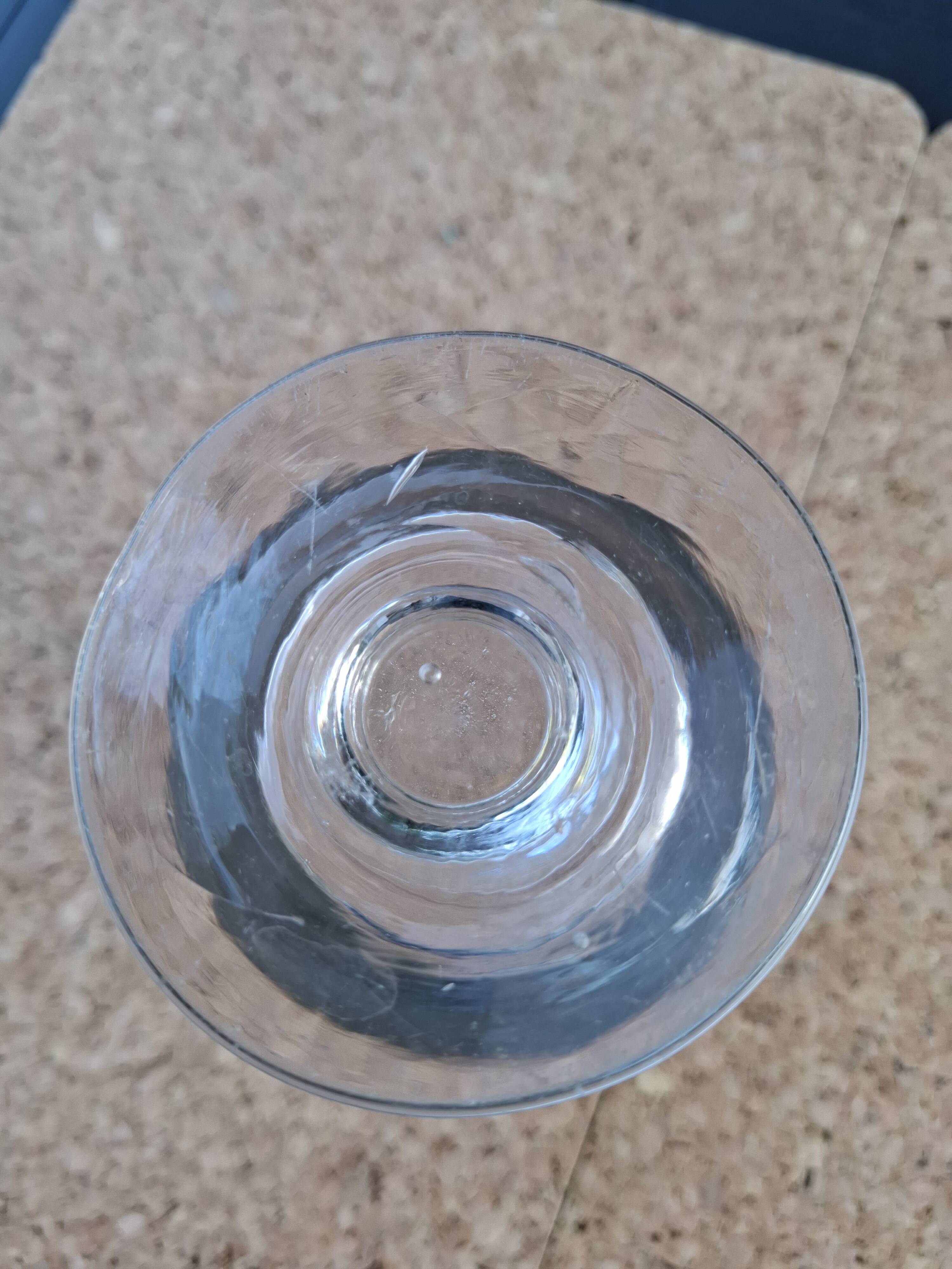 III. Absinthe glass