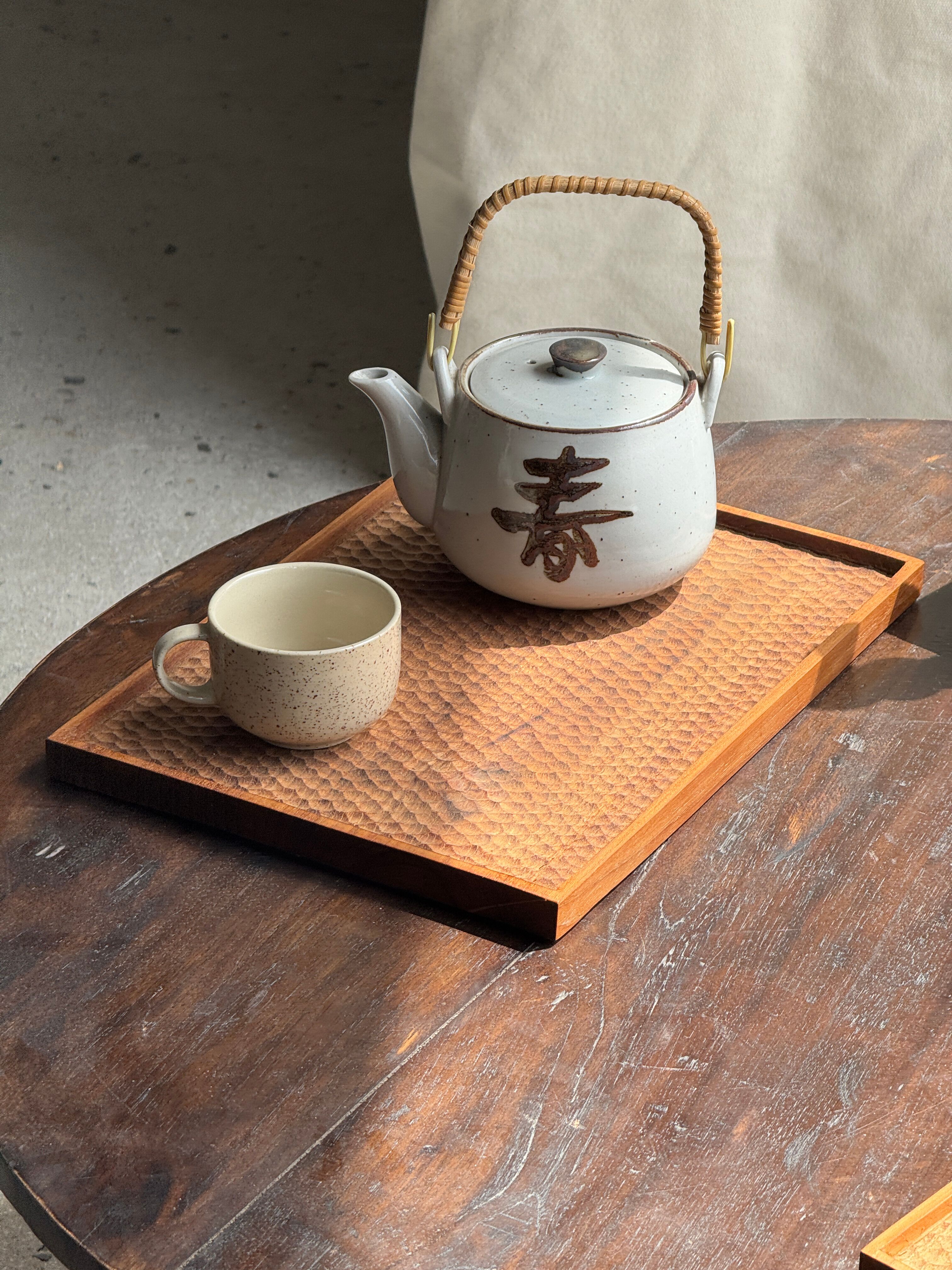 Rectangular solid teak plateau with carved edges 27x18.