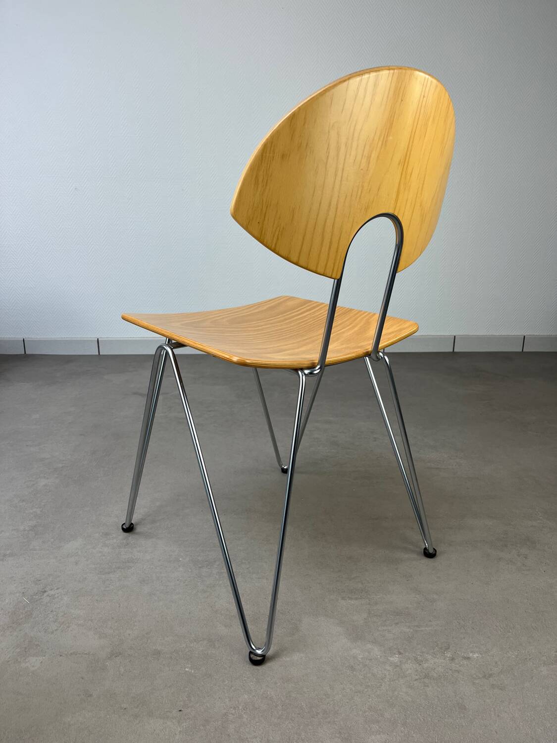 6 Mikado chairs 1800, stackable, design by Walter Leeman for Kusck&co.
