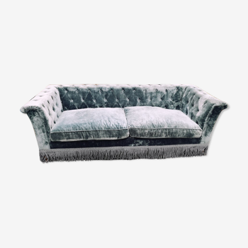 Sofa in velvet