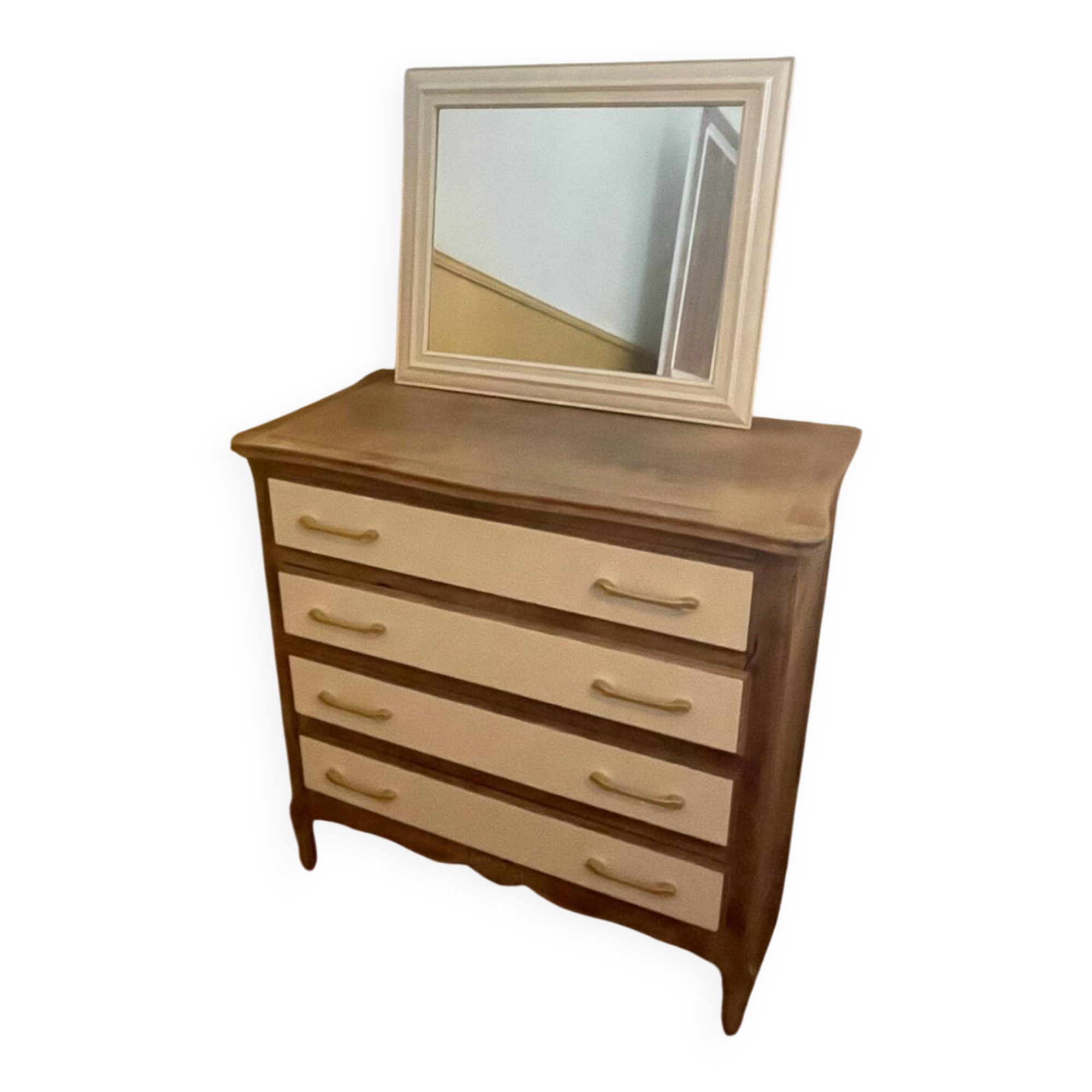 Oak chest of drawers