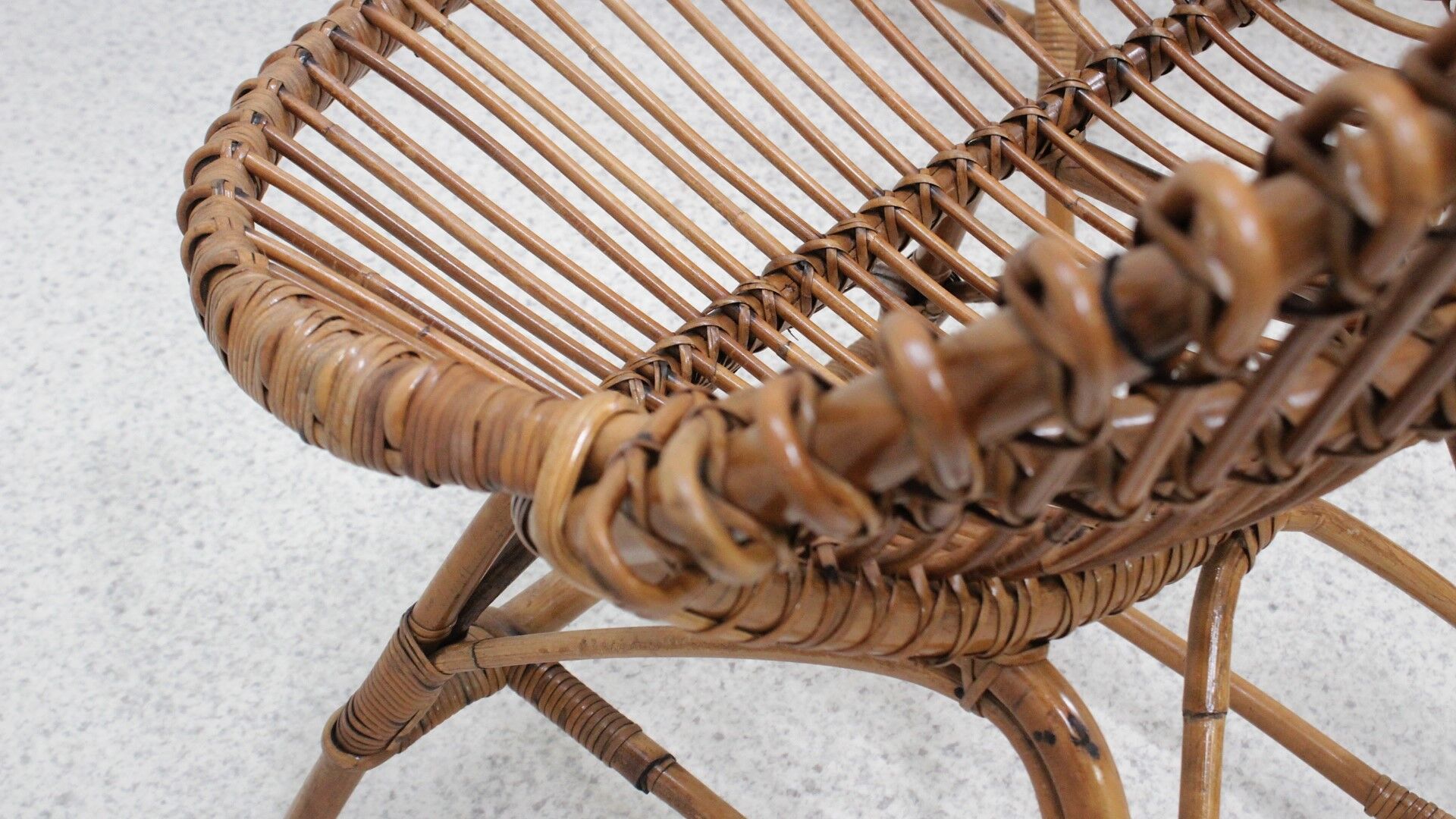 Mid century rattan shell-shaped chairs 1950s