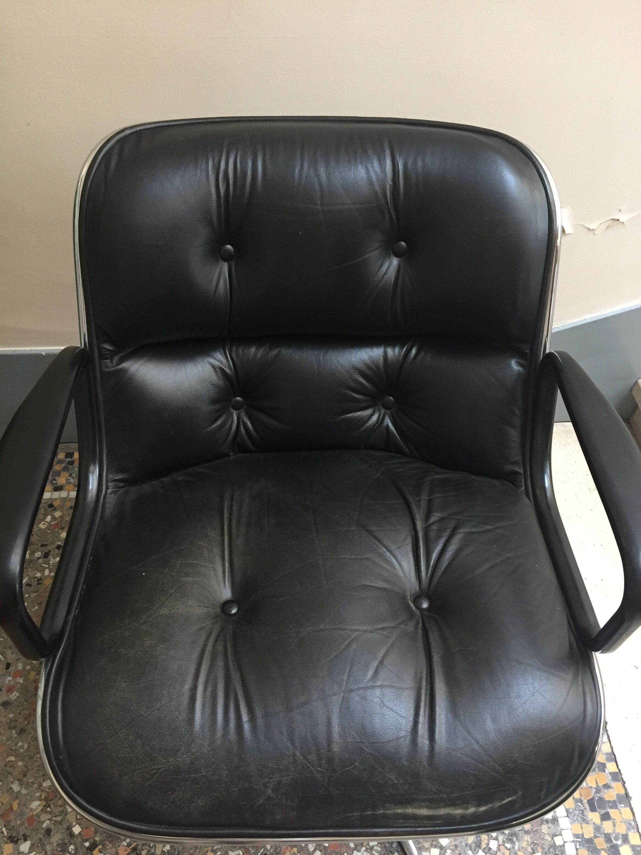 Charles Pollock office armchair, leather, 1970
