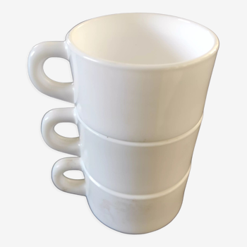 Arcopal white tea cups