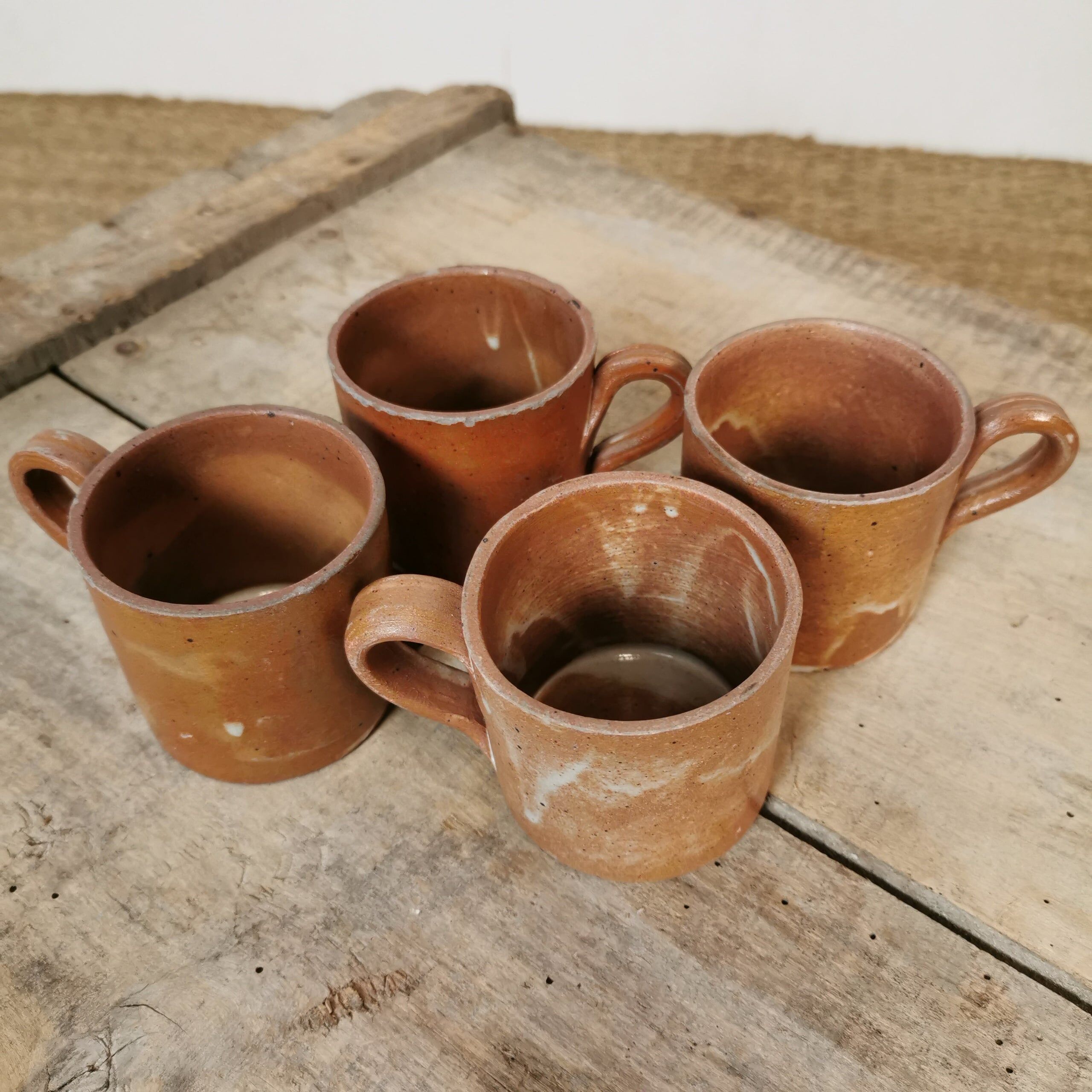 Set of 4 stoneware coffee cups