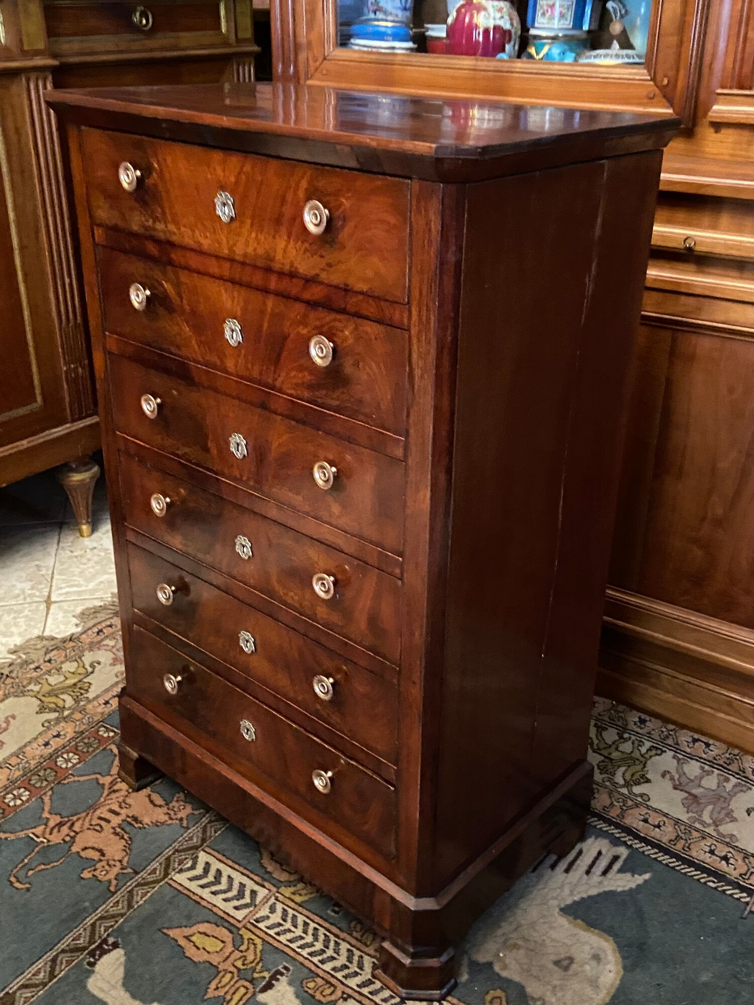 Chest of drawers with 6 drawers mahogany style Restoration