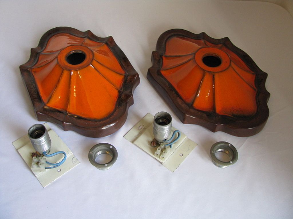 Ensemble de 2 lampes allemandes orange de mur en céramique de la lave de la 1960 / 70s