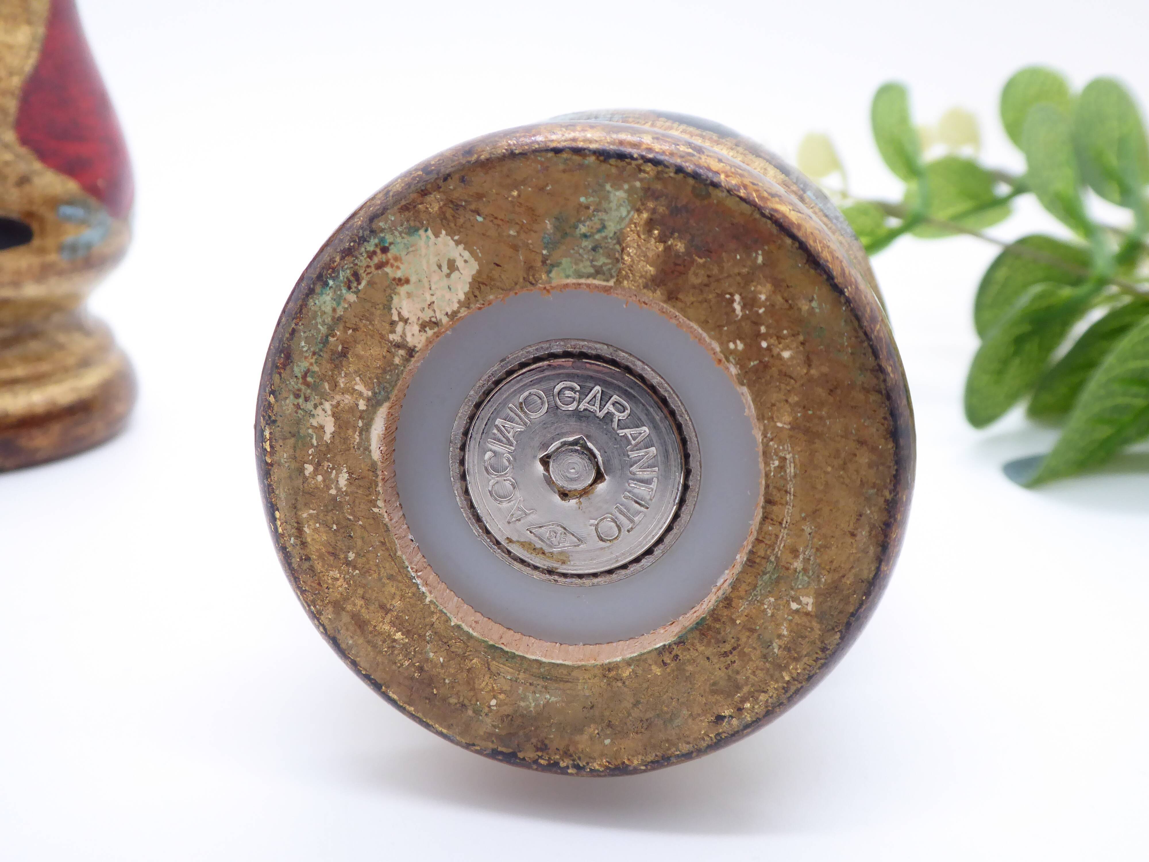 Salt shaker and pepper mill Florentine style