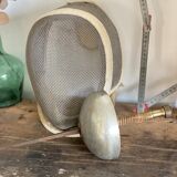 Old fencing mask set and its foil