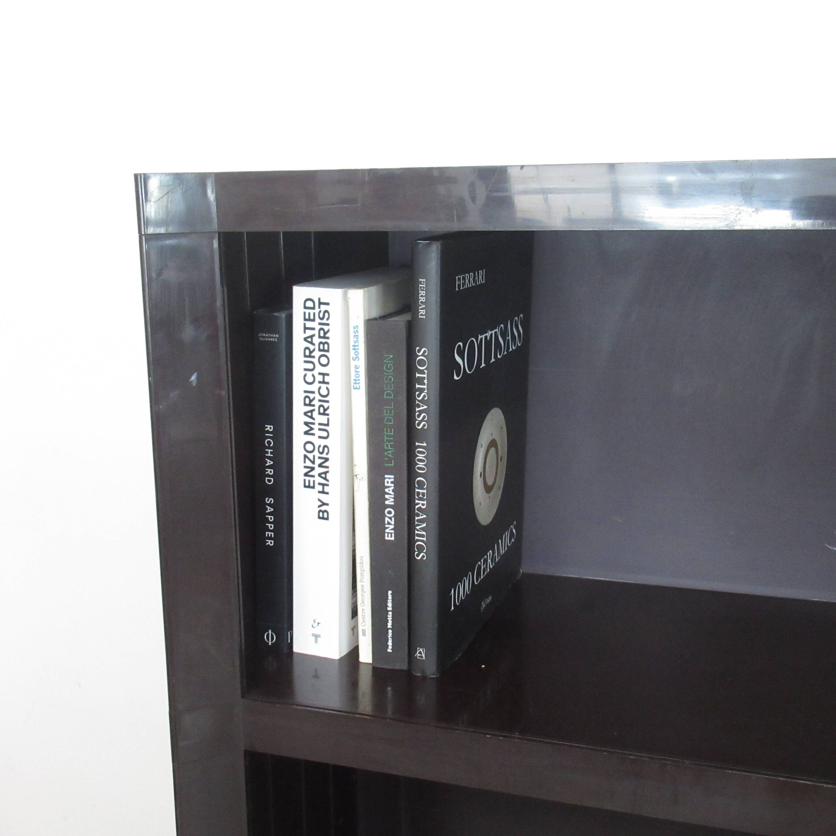 Multipla shelf by André Vandenbeuck Strässle from the 1970s.