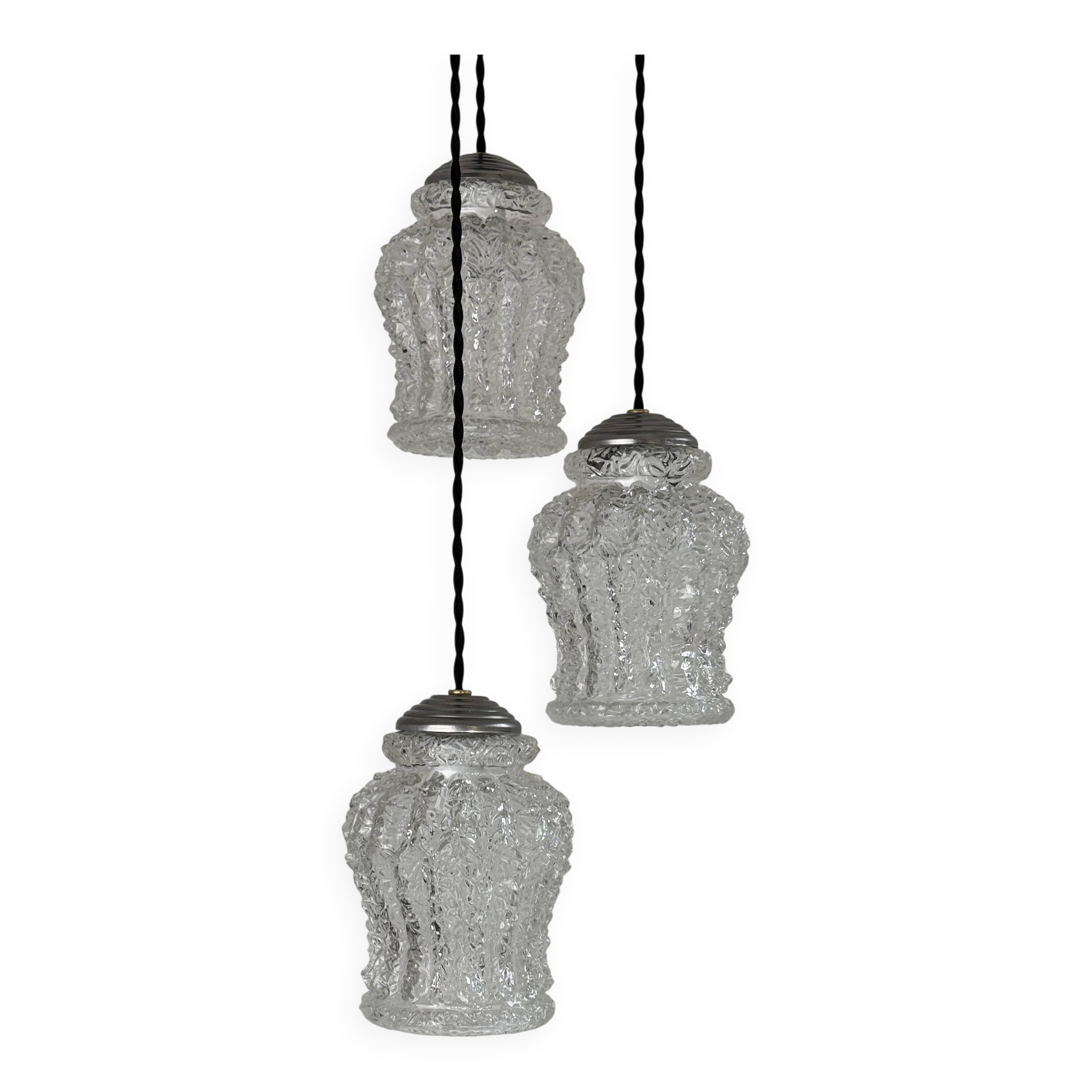 Antique cascade 3-bulb vintage chandelier