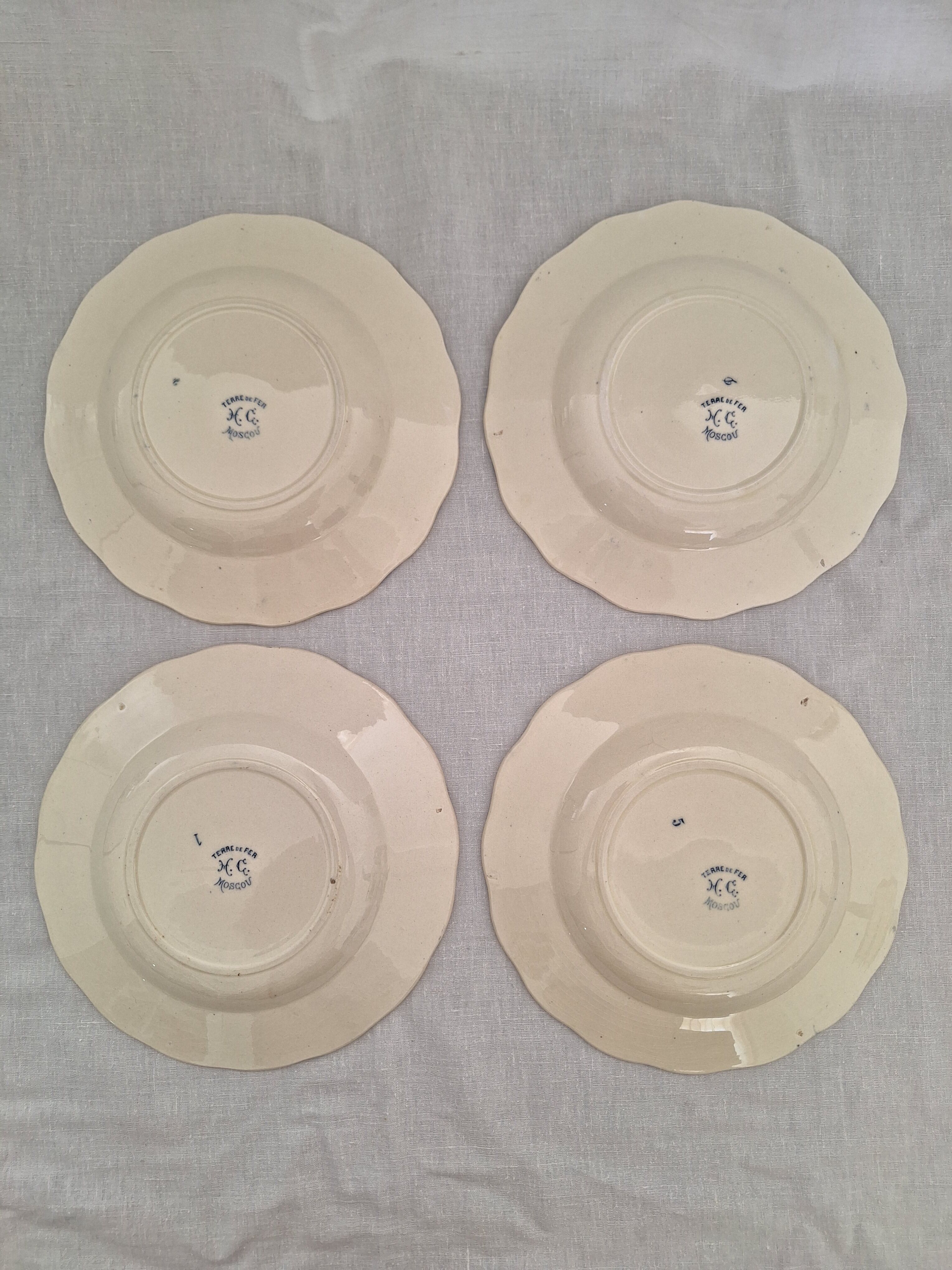 Vintage hollow plates HC Moscow