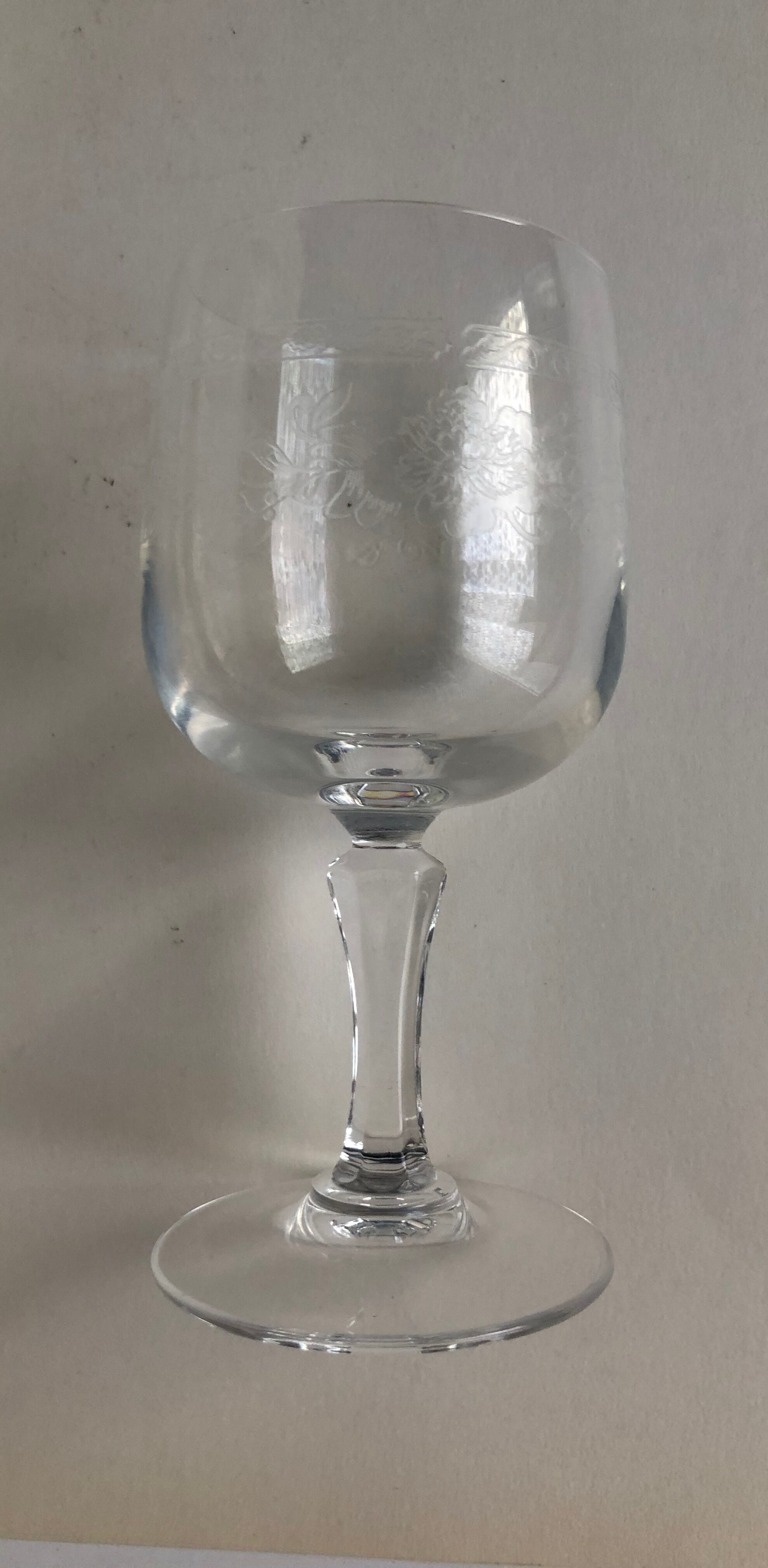 8 crystal port glasses