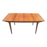 Extendable teak dining table