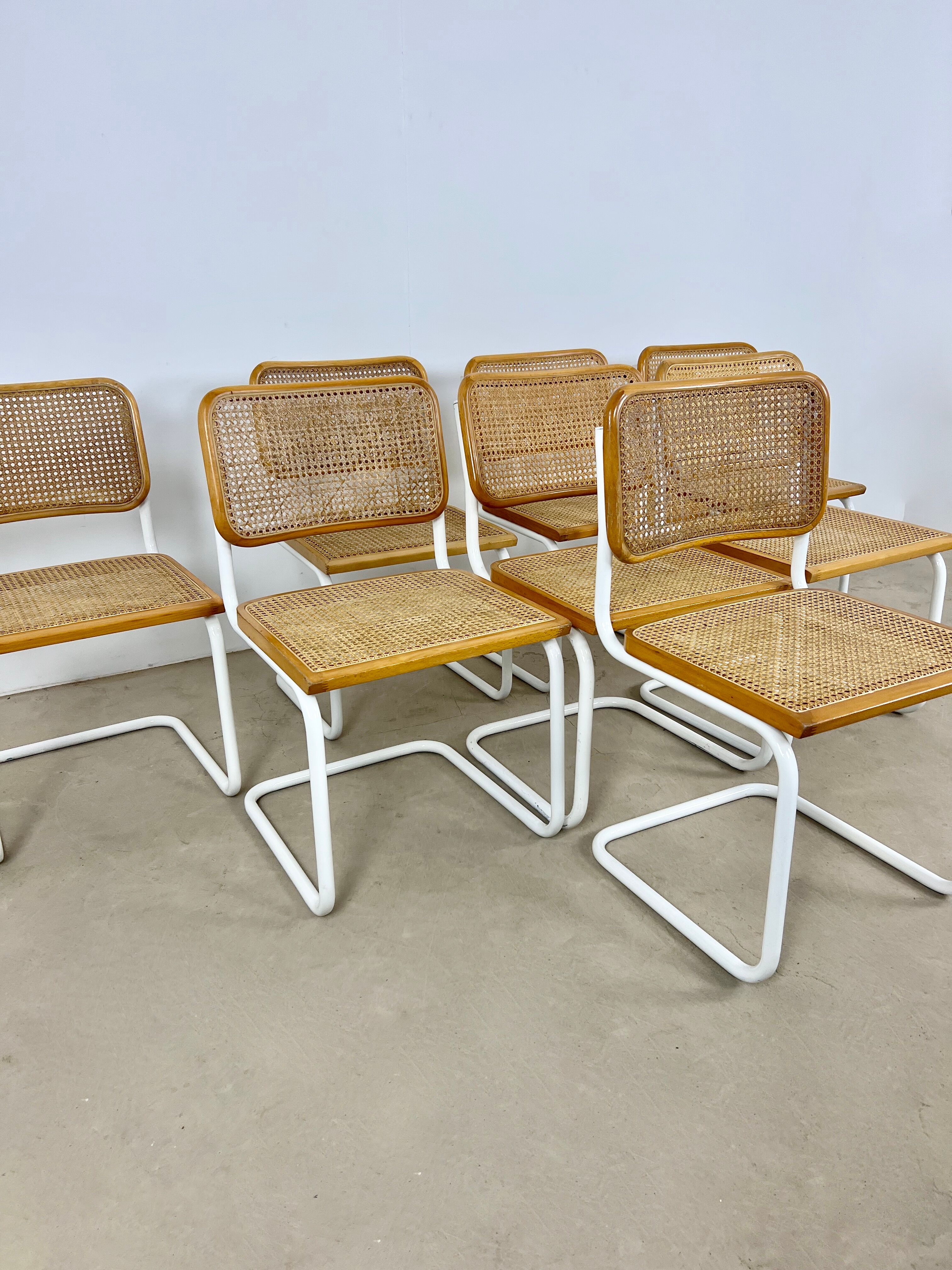 Dinning chairs B32 By Marcel Breuer