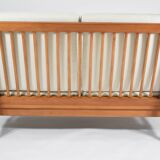 Scandinavian 2-seater Sofa, creme