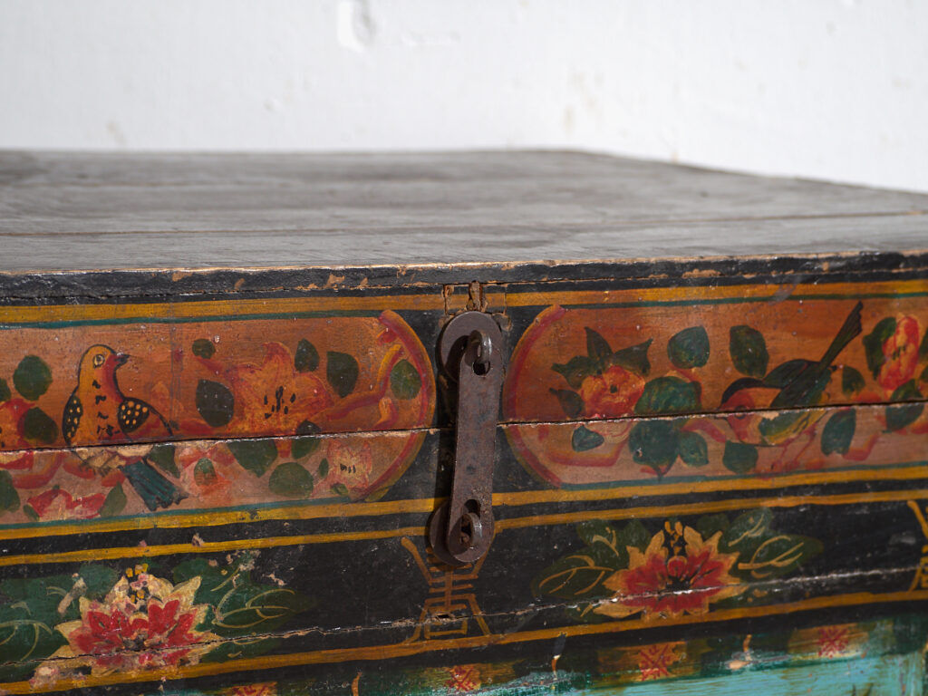 Antique Chinese chest painted in pine wood – China, circa 1900