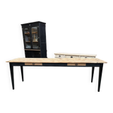 Estaminet table