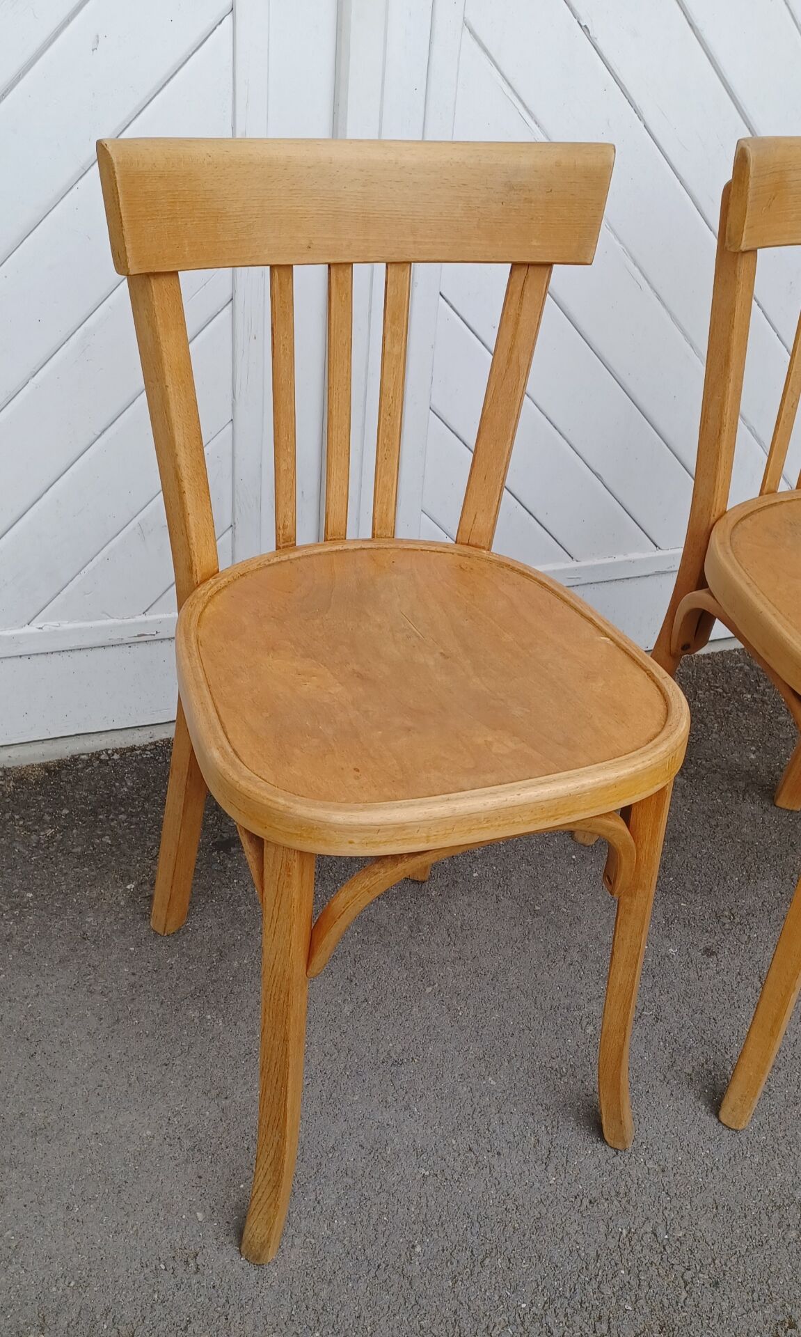 Paire de chaises bistrot Baumann