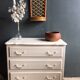 Commode blanche