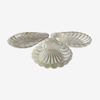 Set of 3 shell cups
